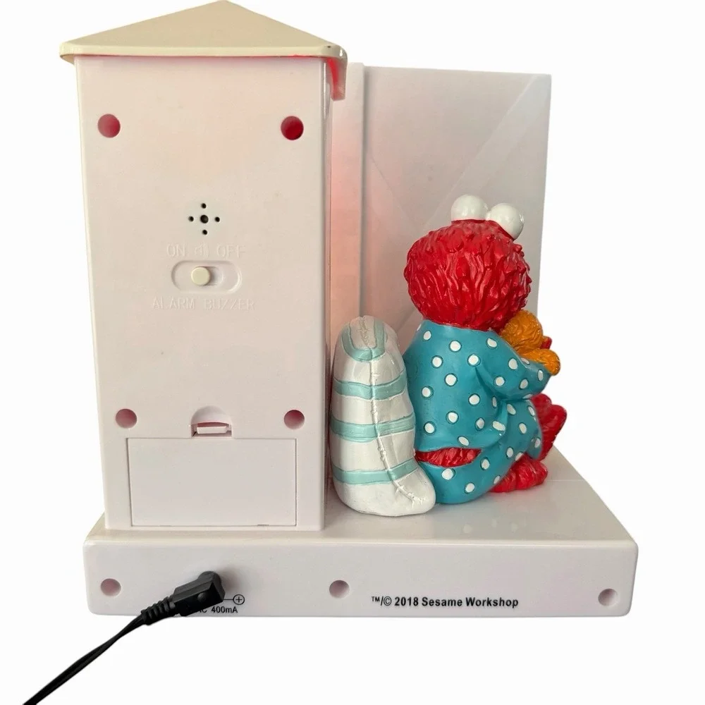 Sesame Street ELMO's Bedtime Traffic Stop Light Alarm Clock Wake Time Kids